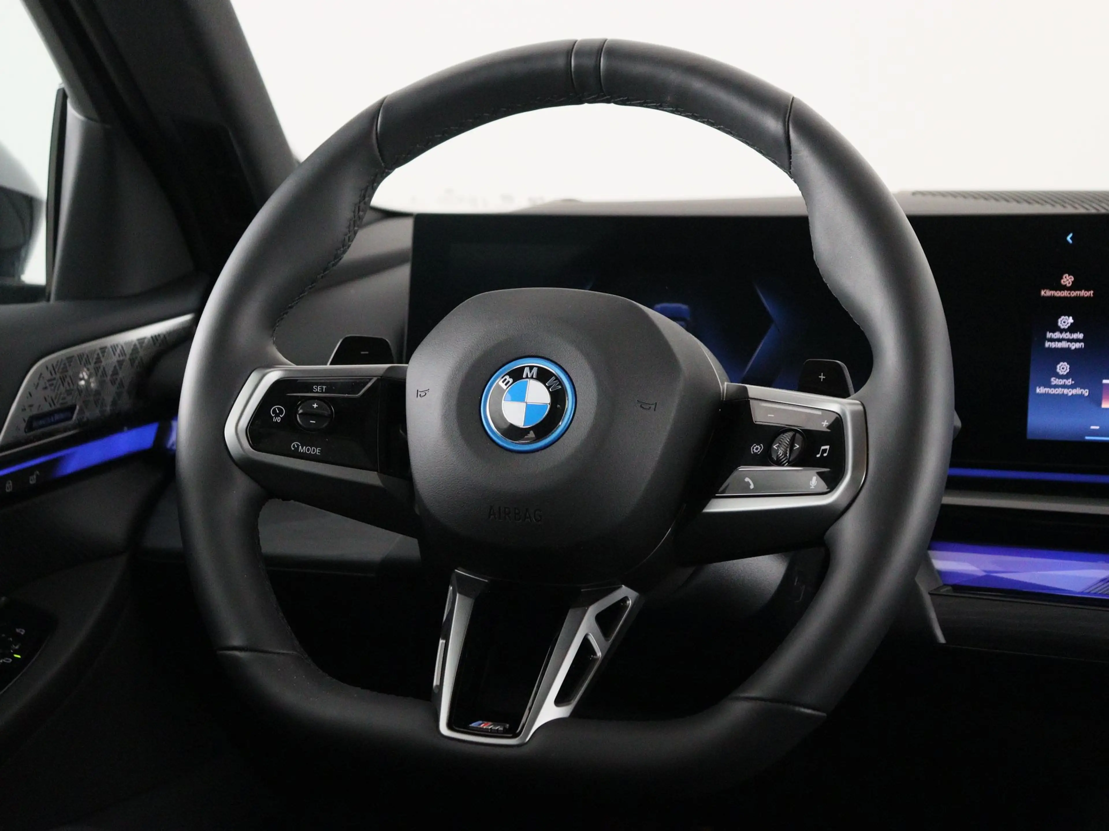 BMW 550 5 Serie Touring 550e xDrive — photo 2