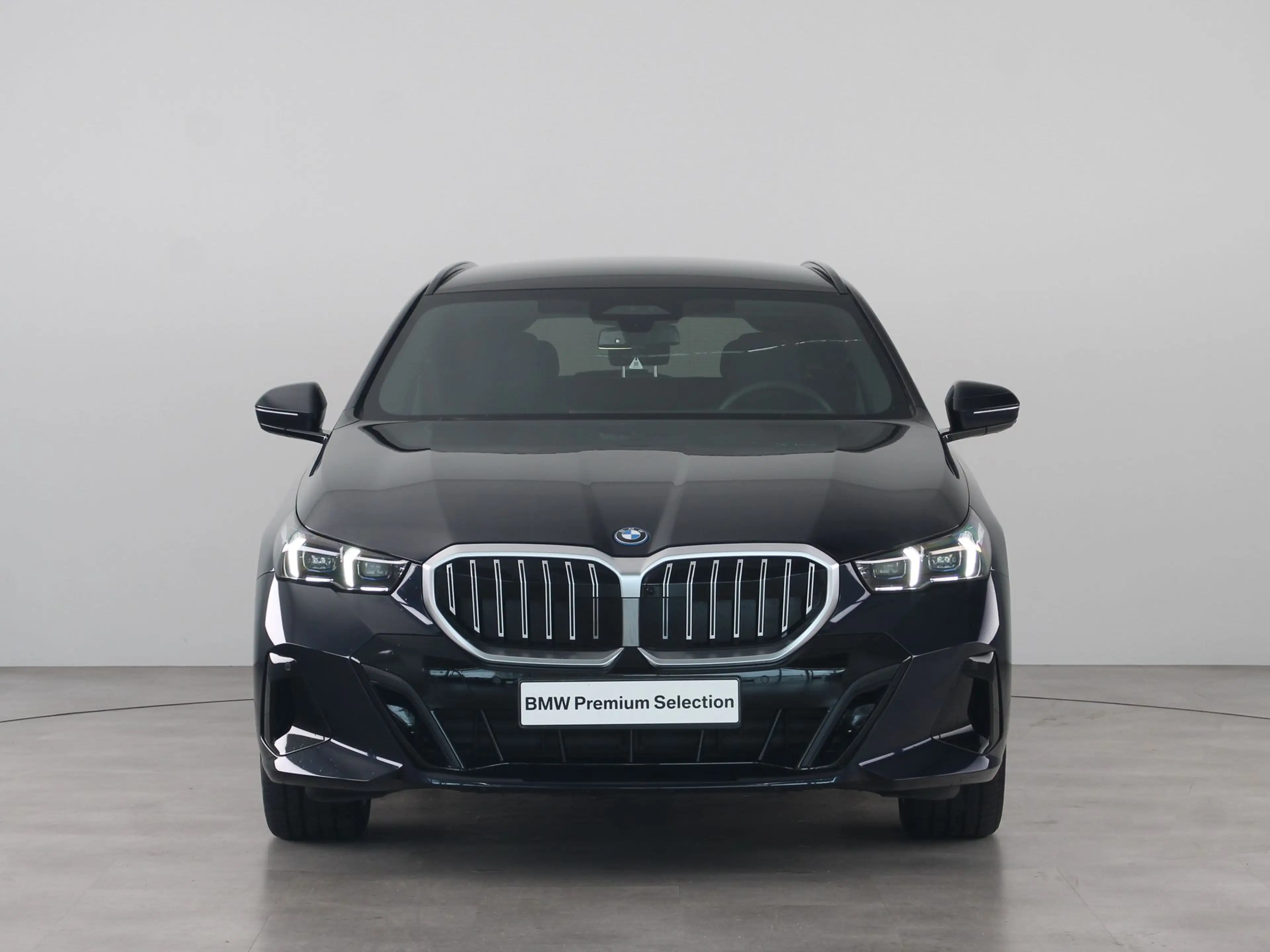 BMW 550 5 Serie Touring 550e xDrive — photo 8