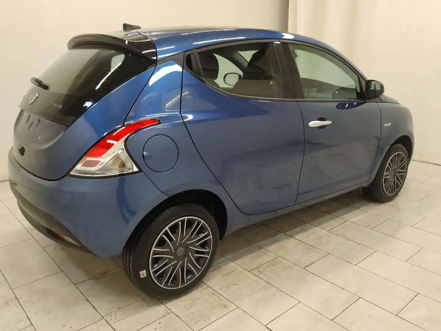 Lancia Ypsilon Ypsilon 1.0 firefly hybrid Gold km zero Blau - 2