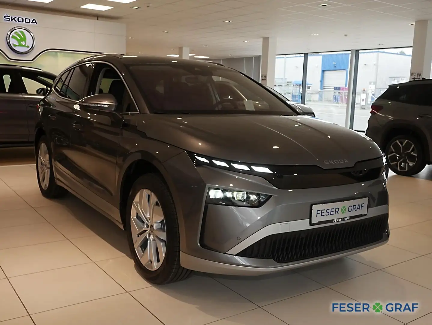 Skoda Enyaq 60 AHK, SHZ, LHZ Grau - 2