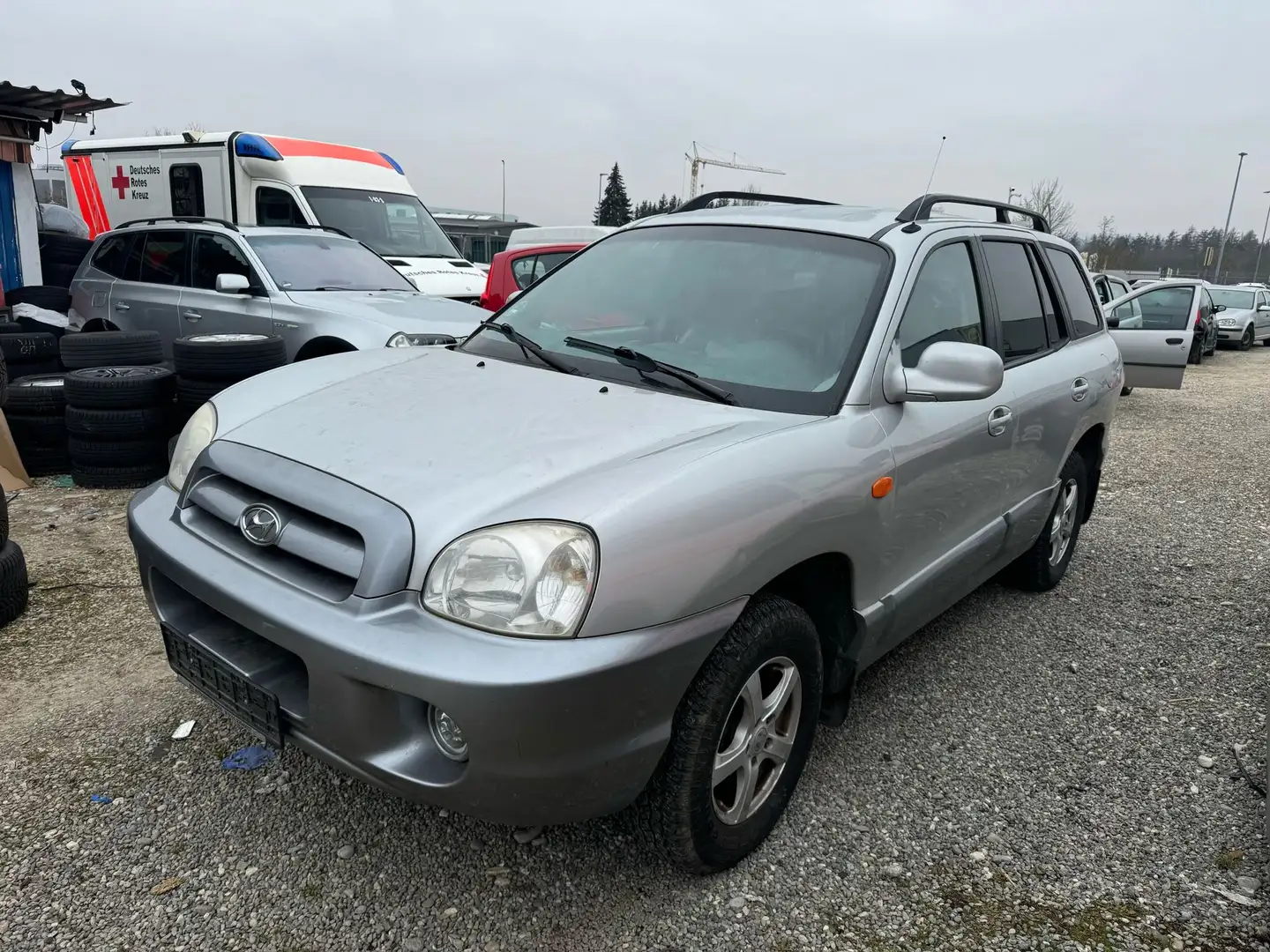 Hyundai SANTA FE 2.4 GLS Team 06 (2WD) Gris - 2