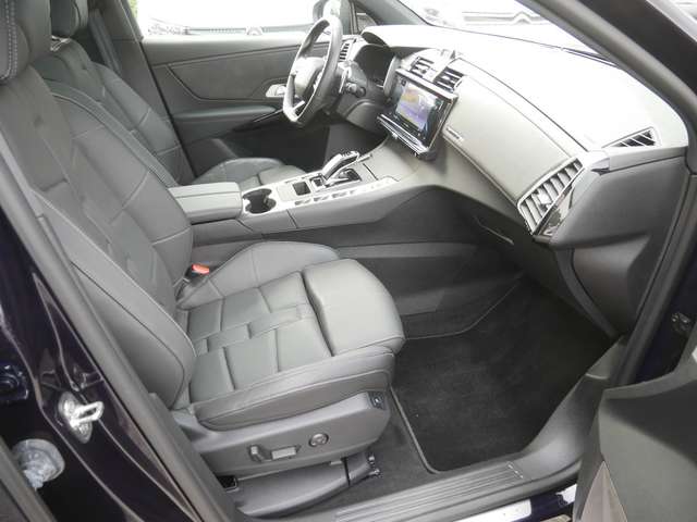 DS Automobiles DS 7 Crossback E-Tense Louvre 4x4 LED PANO