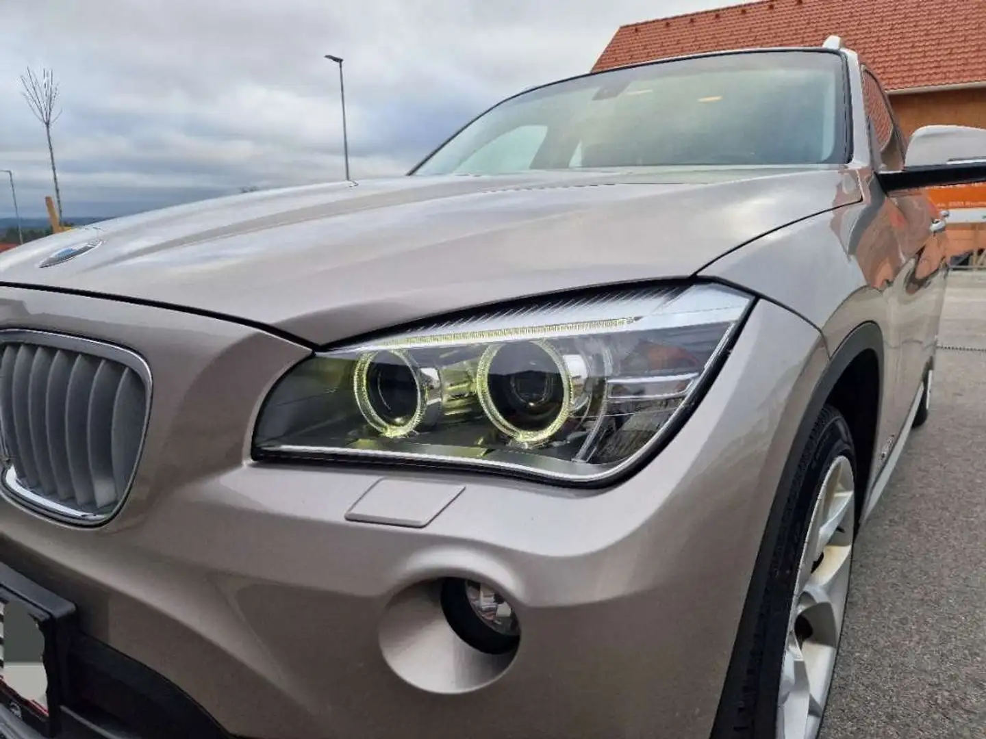 BMW X1 X1 sDrive18d X-Line Silber - 2