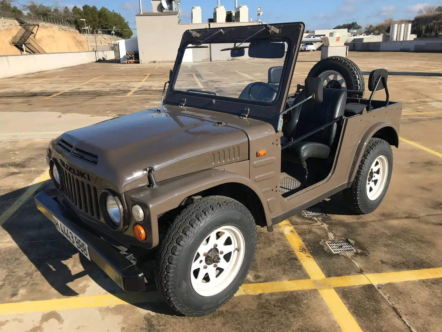 Suzuki LJ 80 Brown - 1