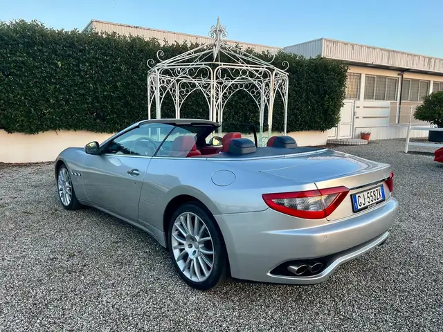 Maserati GranCabrio 4.7 auto