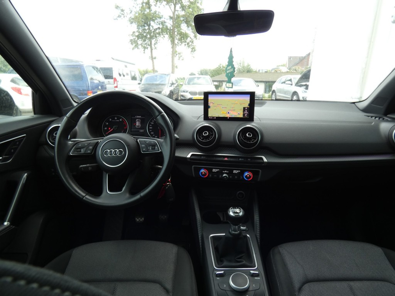 Audi Q2 1.0 TFSI #LIMITED,Clima,Cruise,Navi,Pano,Led,Ambie — photo 14