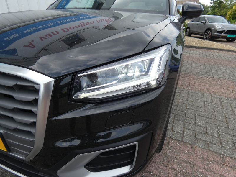 Audi Q2 1.0 TFSI #LIMITED,Clima,Cruise,Navi,Pano,Led,Ambie — photo 5