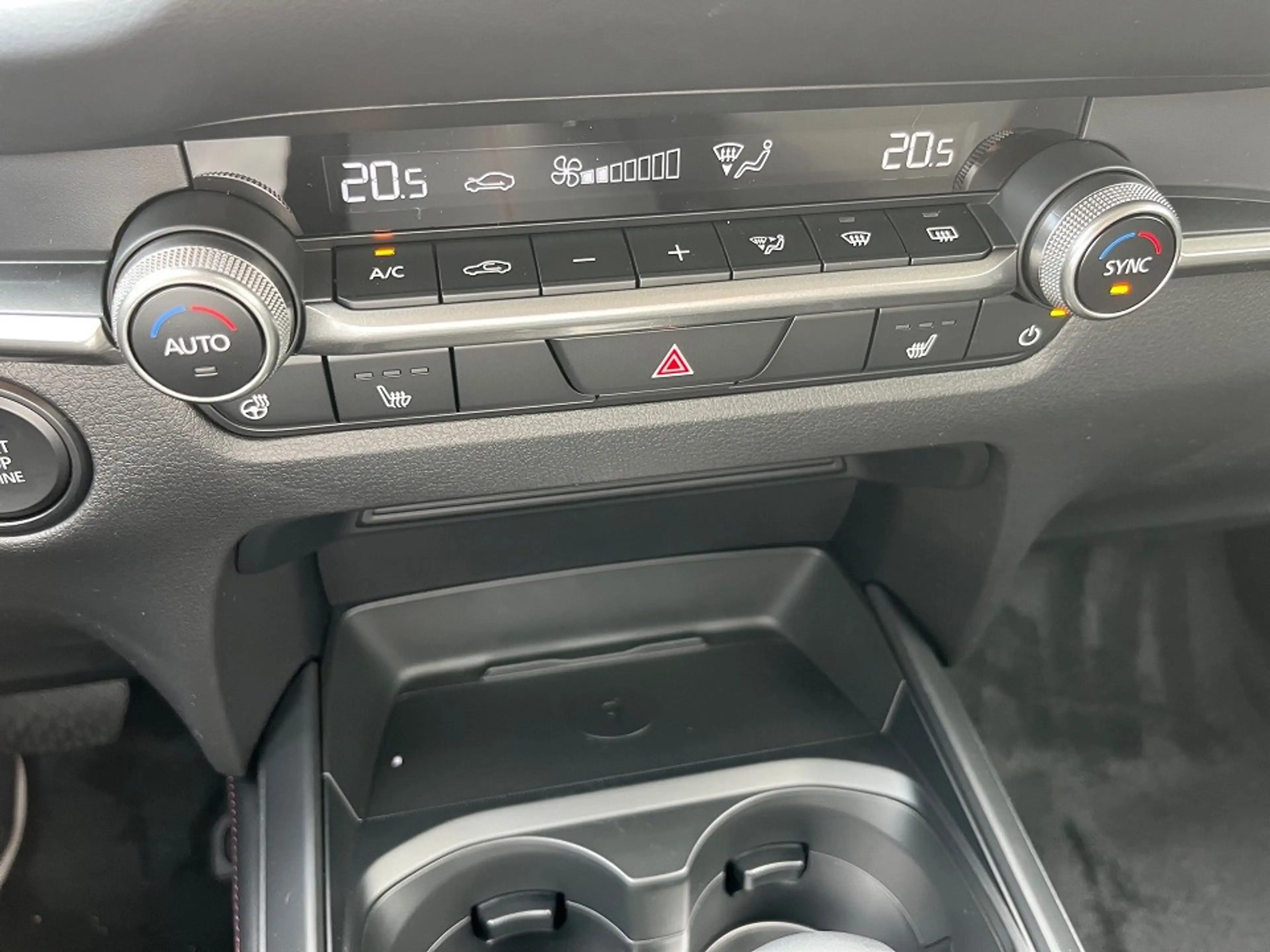 Mazda CX-30 2027 2.5L e-SKYACTIV G AT HOMURA LED HUD Navi — photo 12