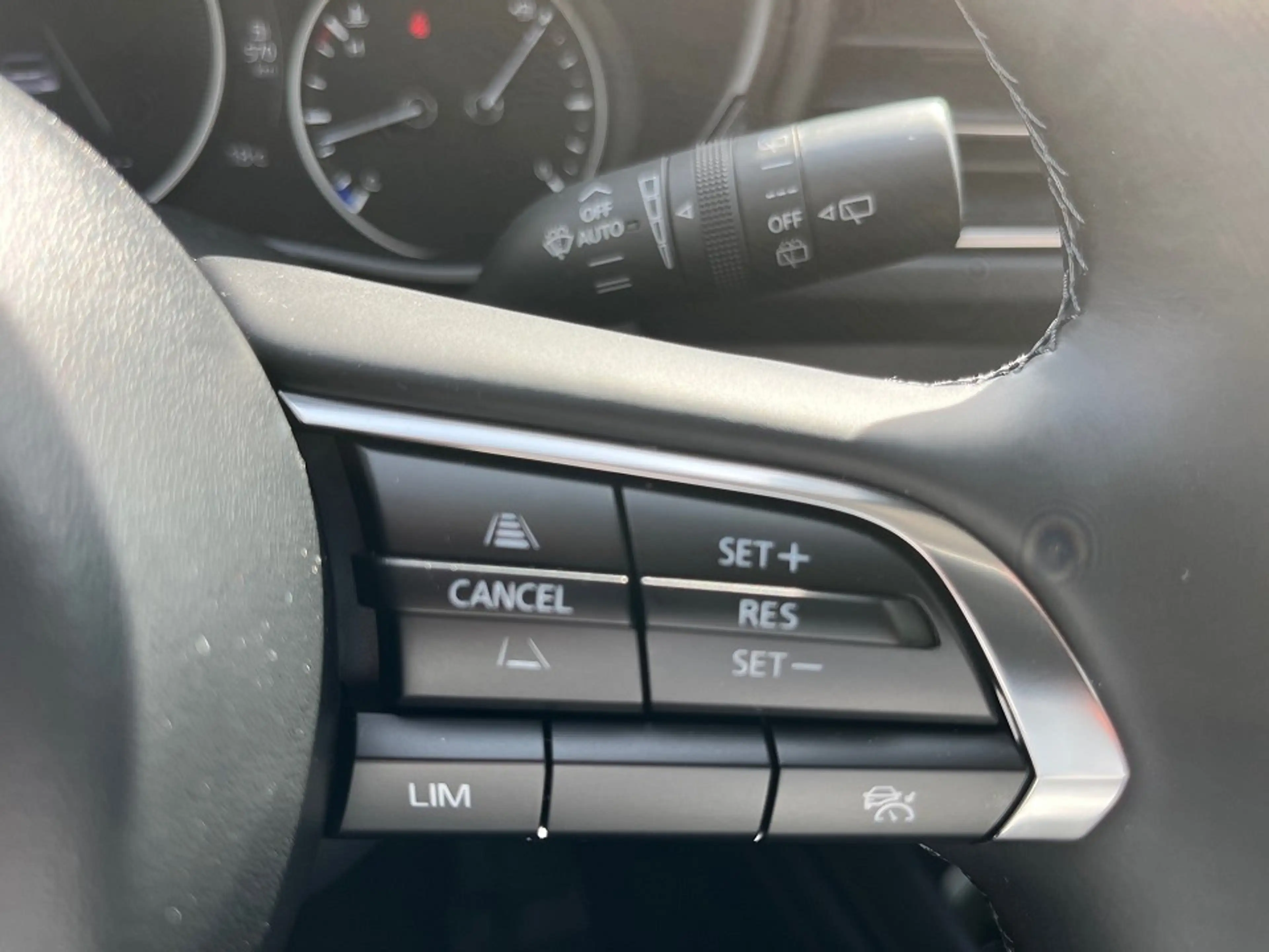 Mazda CX-30 2027 2.5L e-SKYACTIV G AT HOMURA LED HUD Navi — photo 15