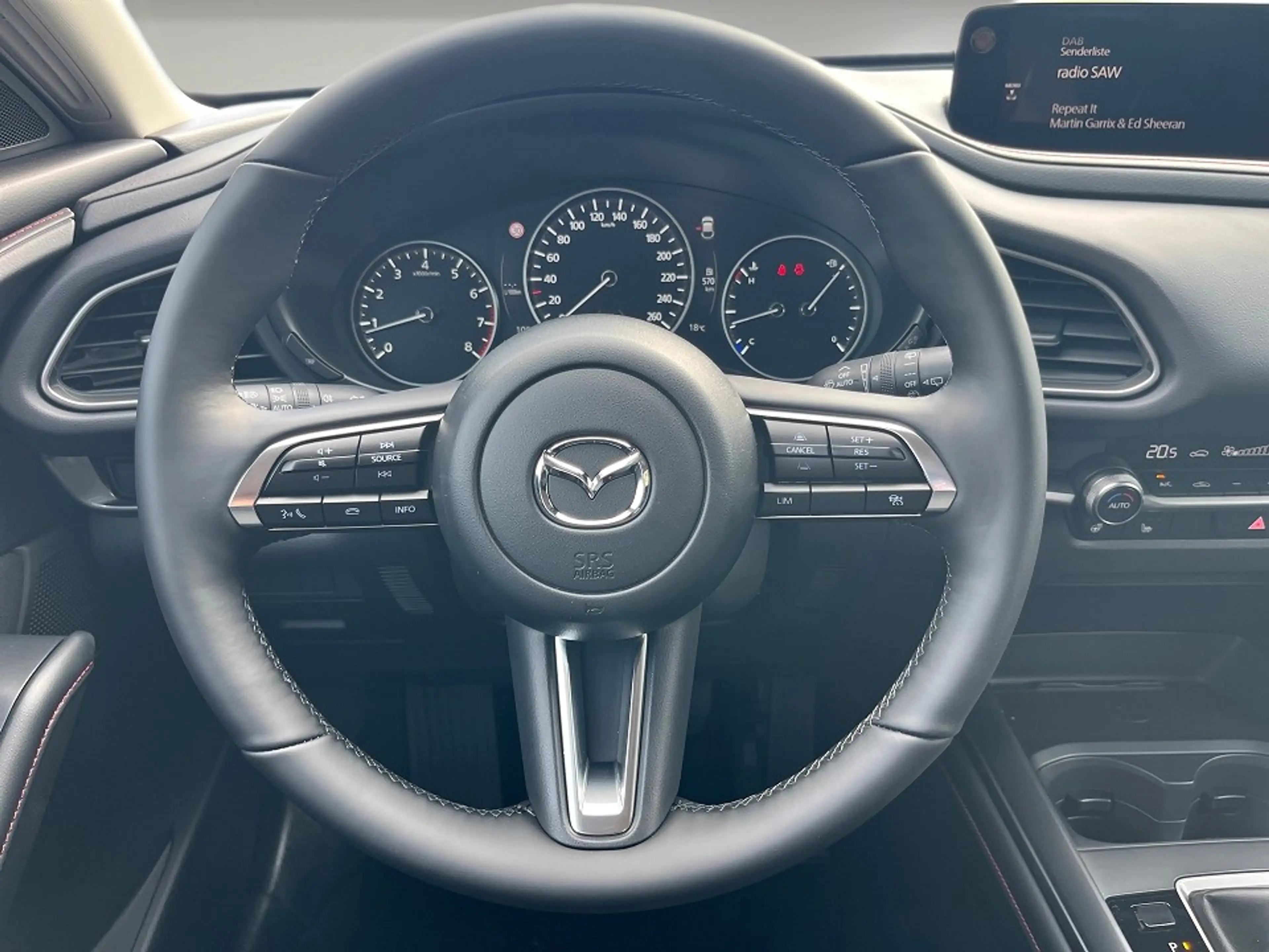 Mazda CX-30 2027 2.5L e-SKYACTIV G AT HOMURA LED HUD Navi — photo 9