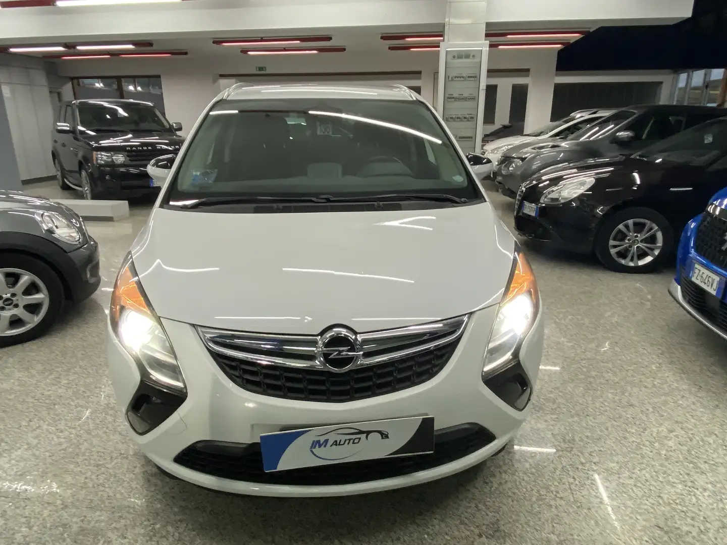 Opel Zafira Tourer 2.0 cdti Cosmo 165cv auto Bianco - 1