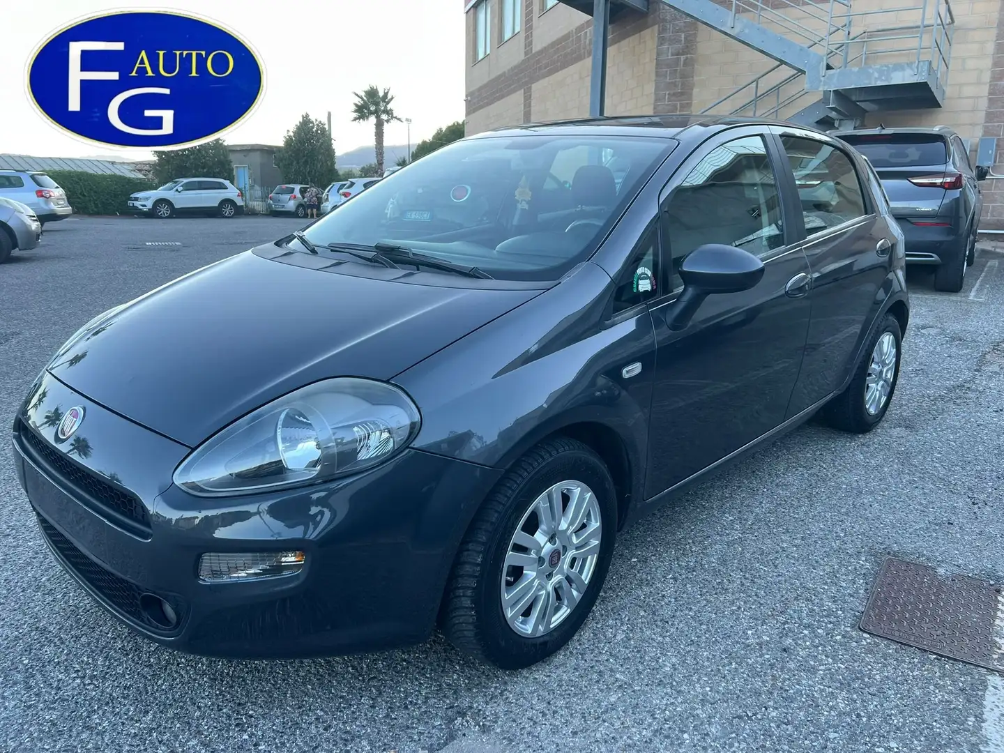 Fiat Punto Punto 5p 1.3 mjt II 16v Lounge 75cv E5+ Nero - 1