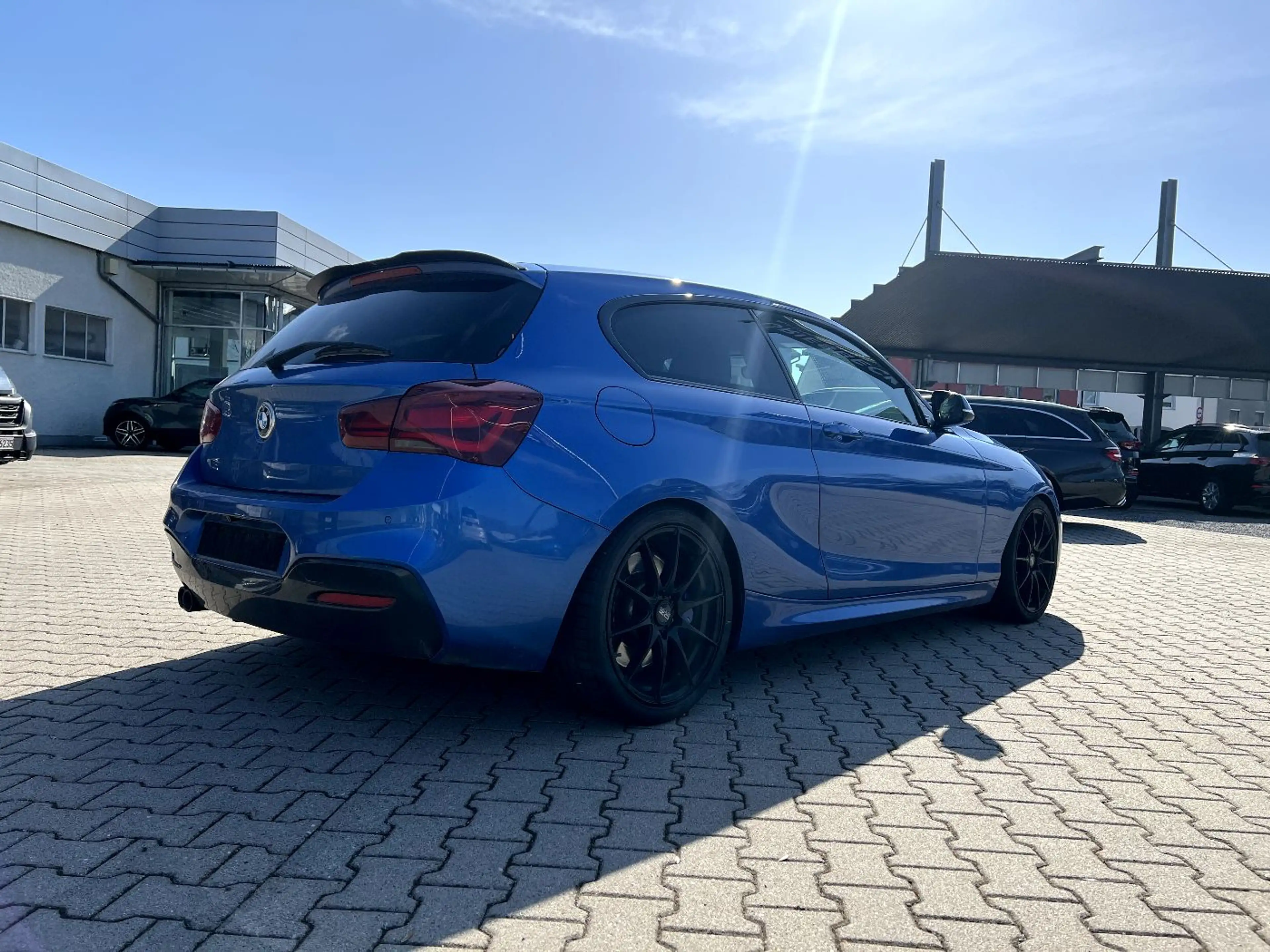 BMW 125 d Edition M-Sport Shadow *LED Navi Leder AHK — photo 4