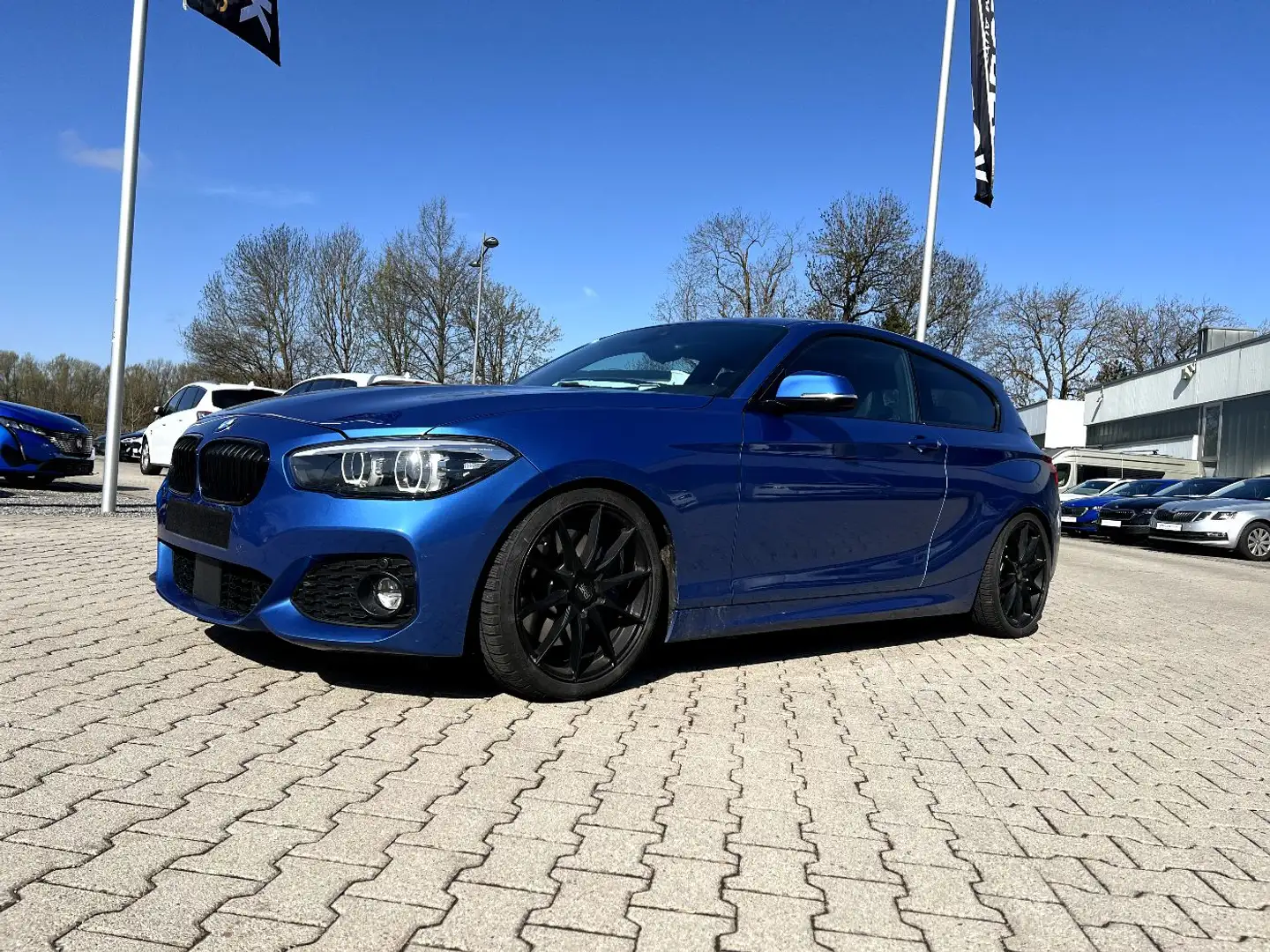 BMW 125 d Edition M-Sport Shadow *LED Navi Leder AHK Blau - 1