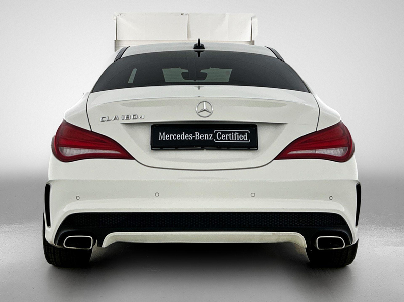 Mercedes-Benz CLA 180 D Coupé AMG Line Night Pack | Navigatie | Parkeer — photo 7