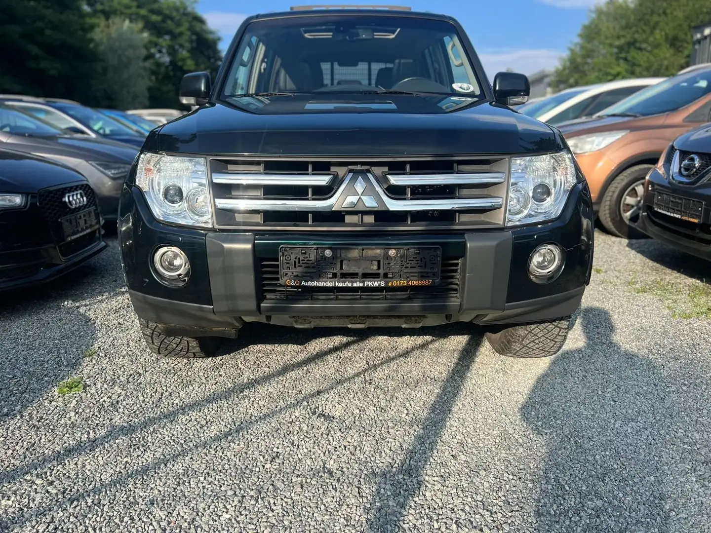 Mitsubishi Pajero 3.2 DI 7 sitzer*1 hand*TÜV 08/25 Grün - 1