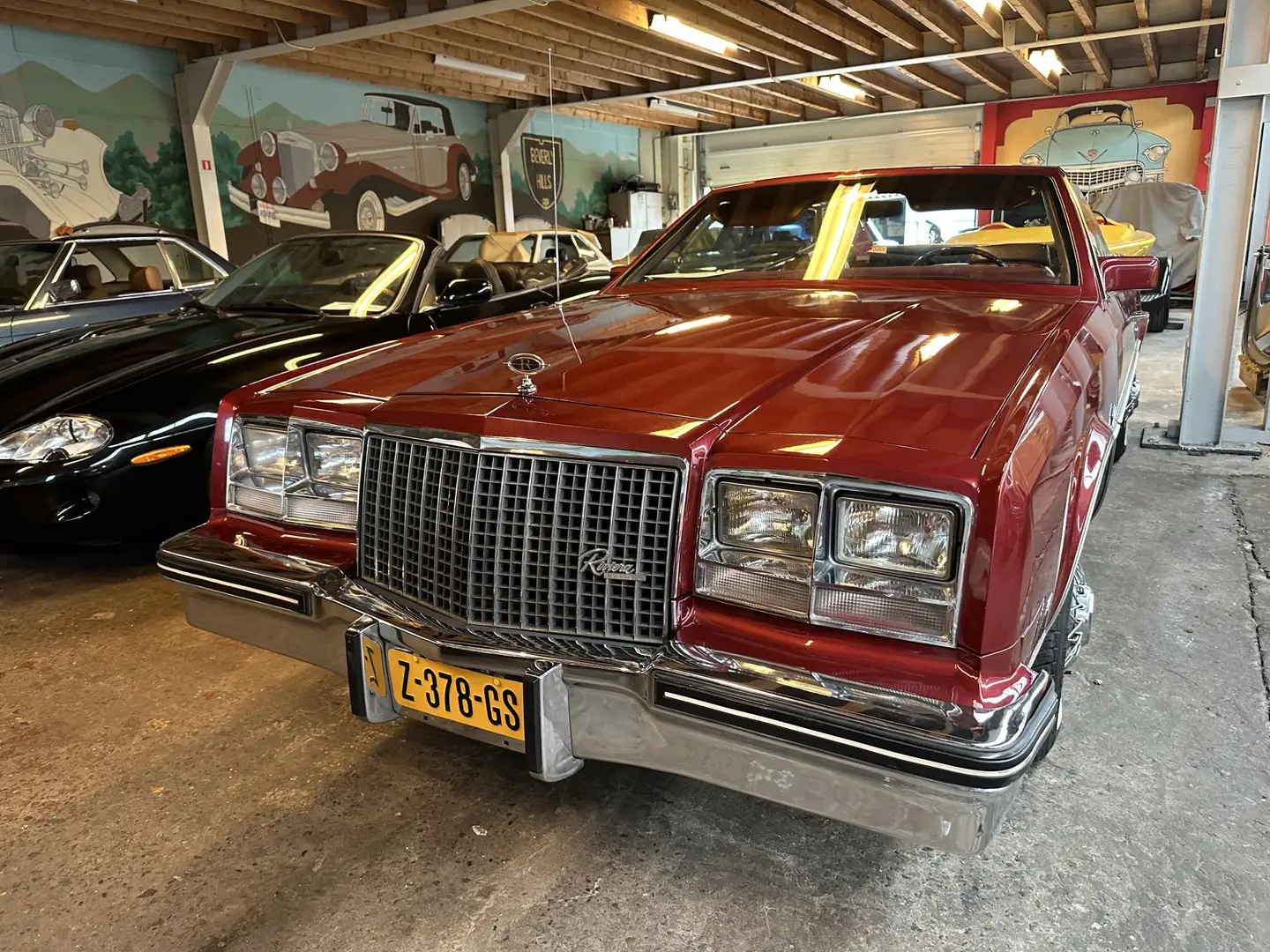 Buick Riviera Convertible Rouge - 1