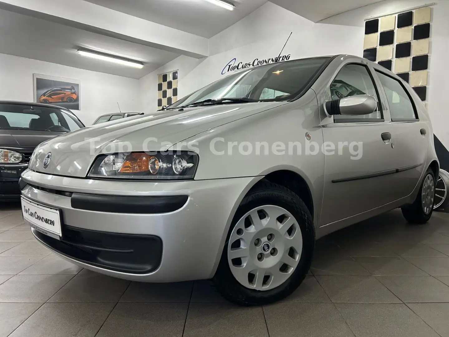 Fiat Punto 1.2 8V*1.Hand*erst 47TKM*Klima*TÜV 04/2027 Silber - 2