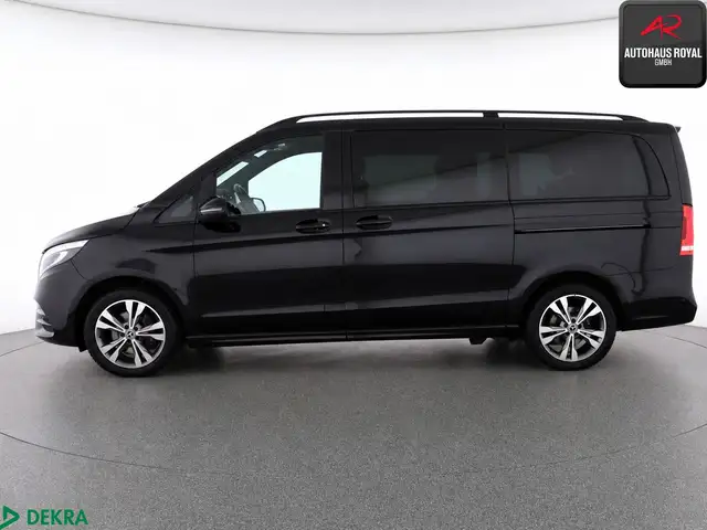 Mercedes-Benz V-Class view 2