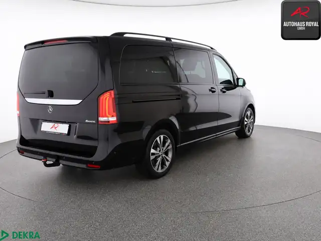 Mercedes-Benz V-Class view 5