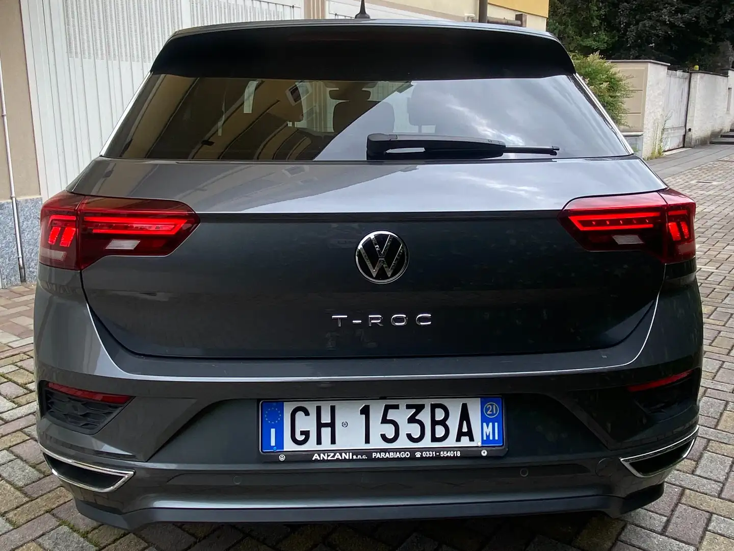 Volkswagen T-Roc T-Roc 1.5cc 150cv TSI Sport R-Line Grigio - 2