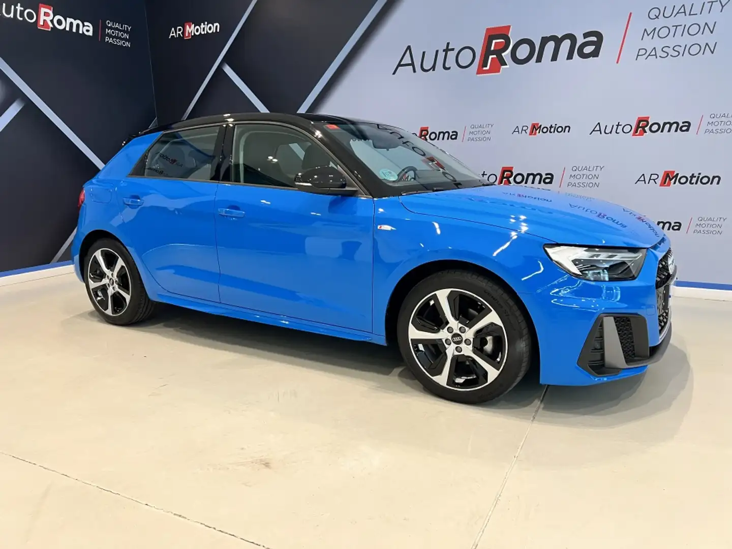Audi A1 Sportback 30 TFSI S line Azul - 2