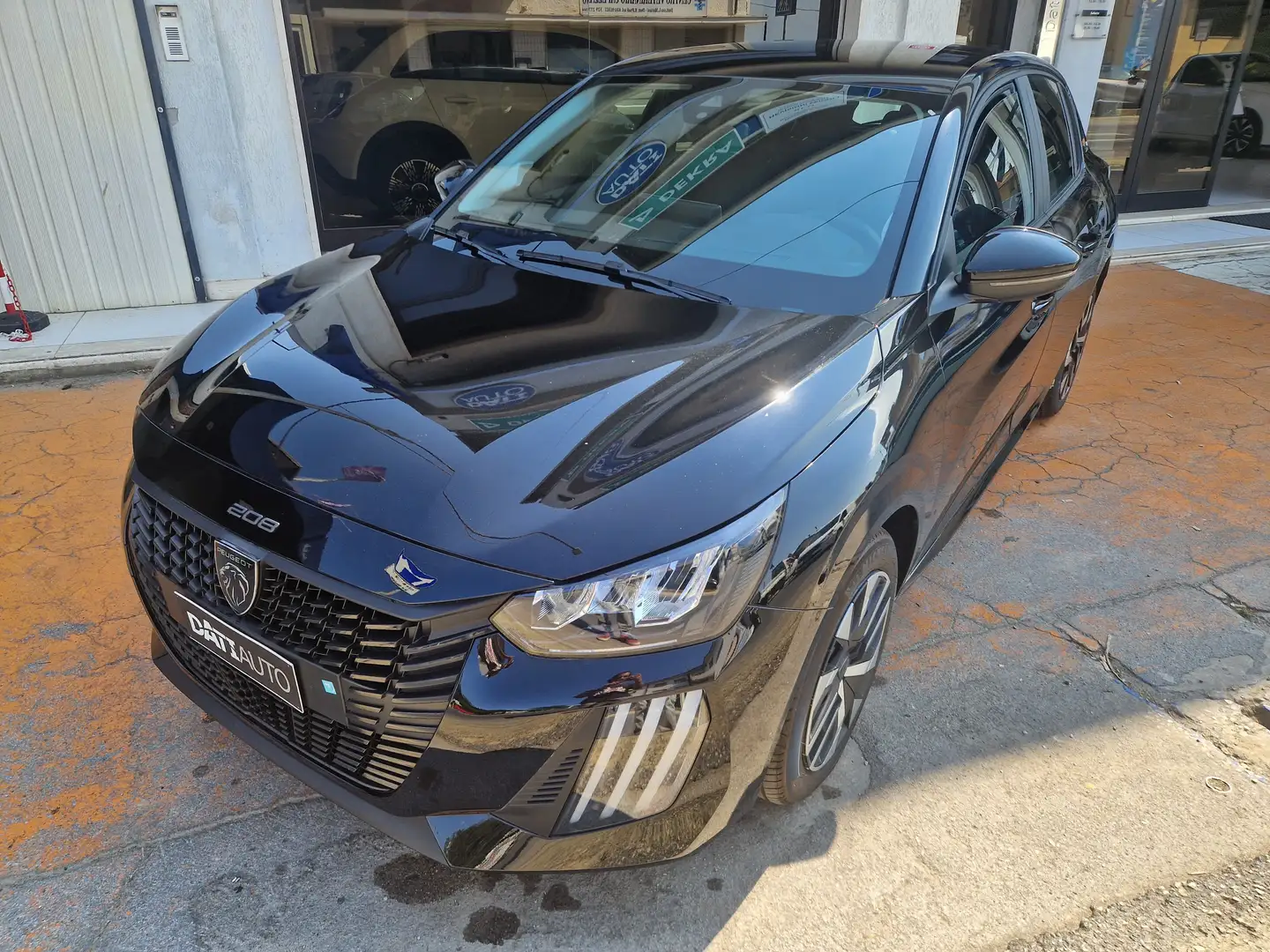 Peugeot 208 Hybrid Style Negro - 1