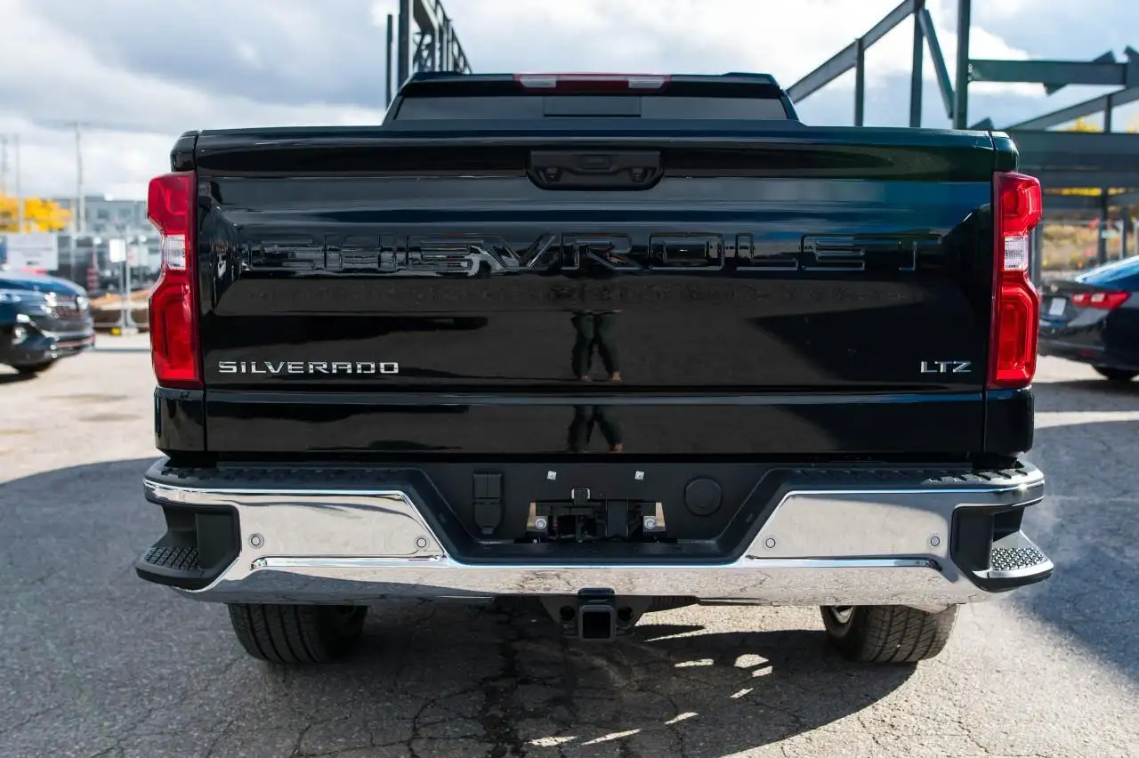 Chevrolet Silverado 1500 снимка Chevrolet Silverado 1500