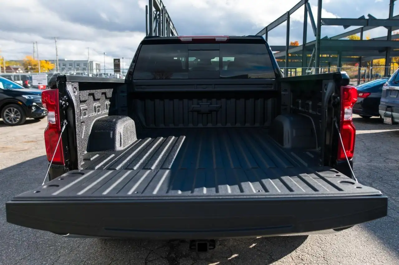 Chevrolet Silverado 1500 снимка Chevrolet Silverado 1500