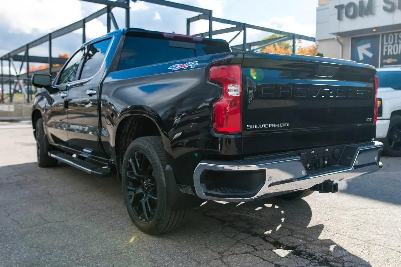 Chevrolet Silverado 1500 снимка Chevrolet Silverado 1500