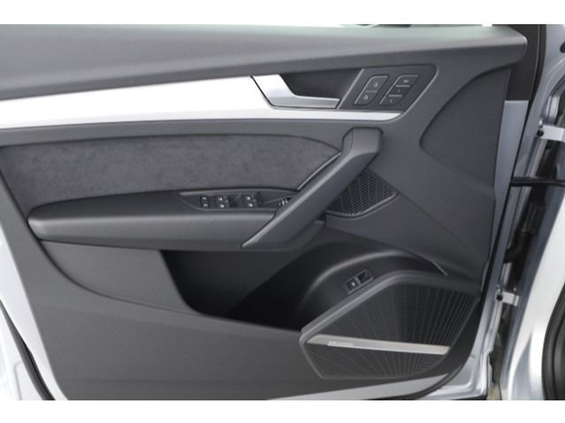 Audi SQ5 TDI quattro tiptronic Luftfed/Matrix — photo 9