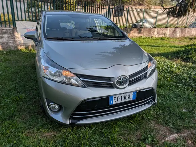 Toyota Verso Verso 1.6 Style 7 posti UNICO PROPRIETARIO TAGL. C