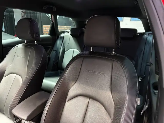 Seat Leon view 8