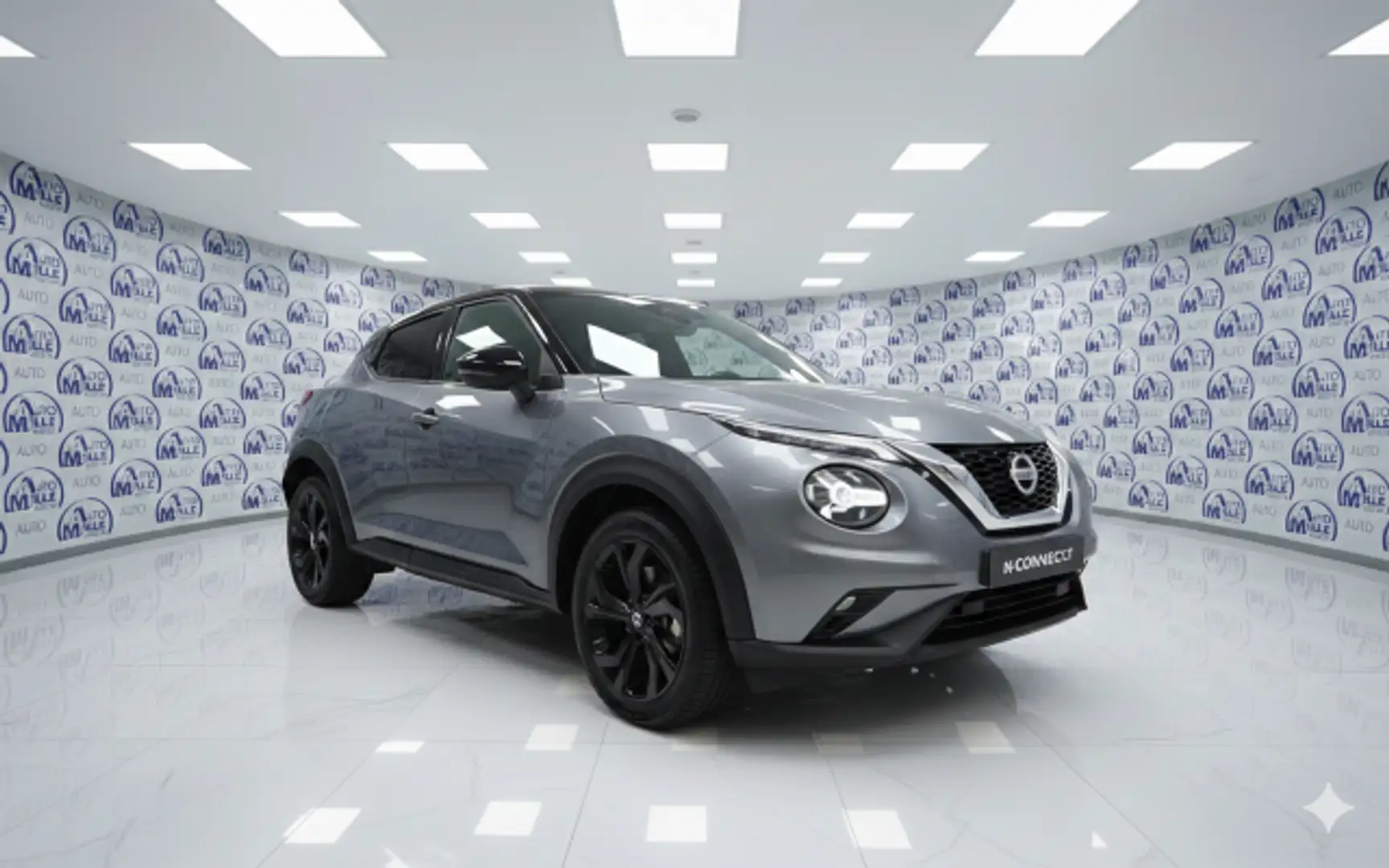 Nissan Juke 1.0 dig-t N-Connecta 114cv dct Grau - 1