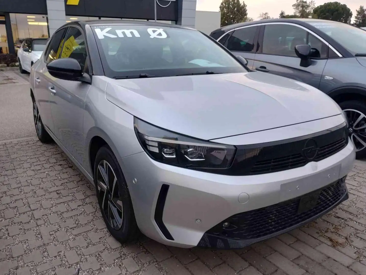 Opel Corsa 1.2 100 CV GS Argent - 1