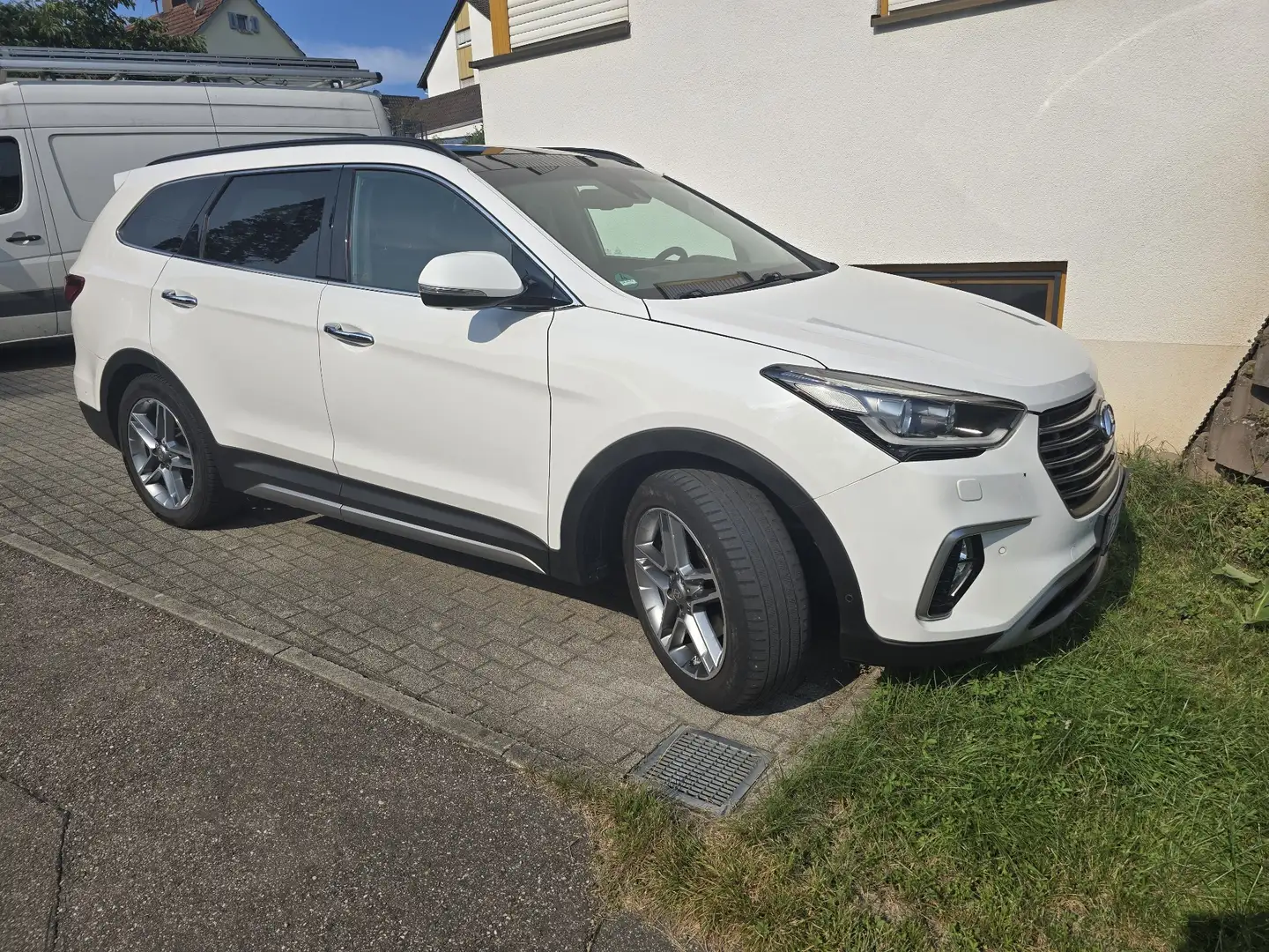 Hyundai SANTA FE blue 2.2 CRDI 4WD Automatik 7-Sitzer Premium Weiß - 1