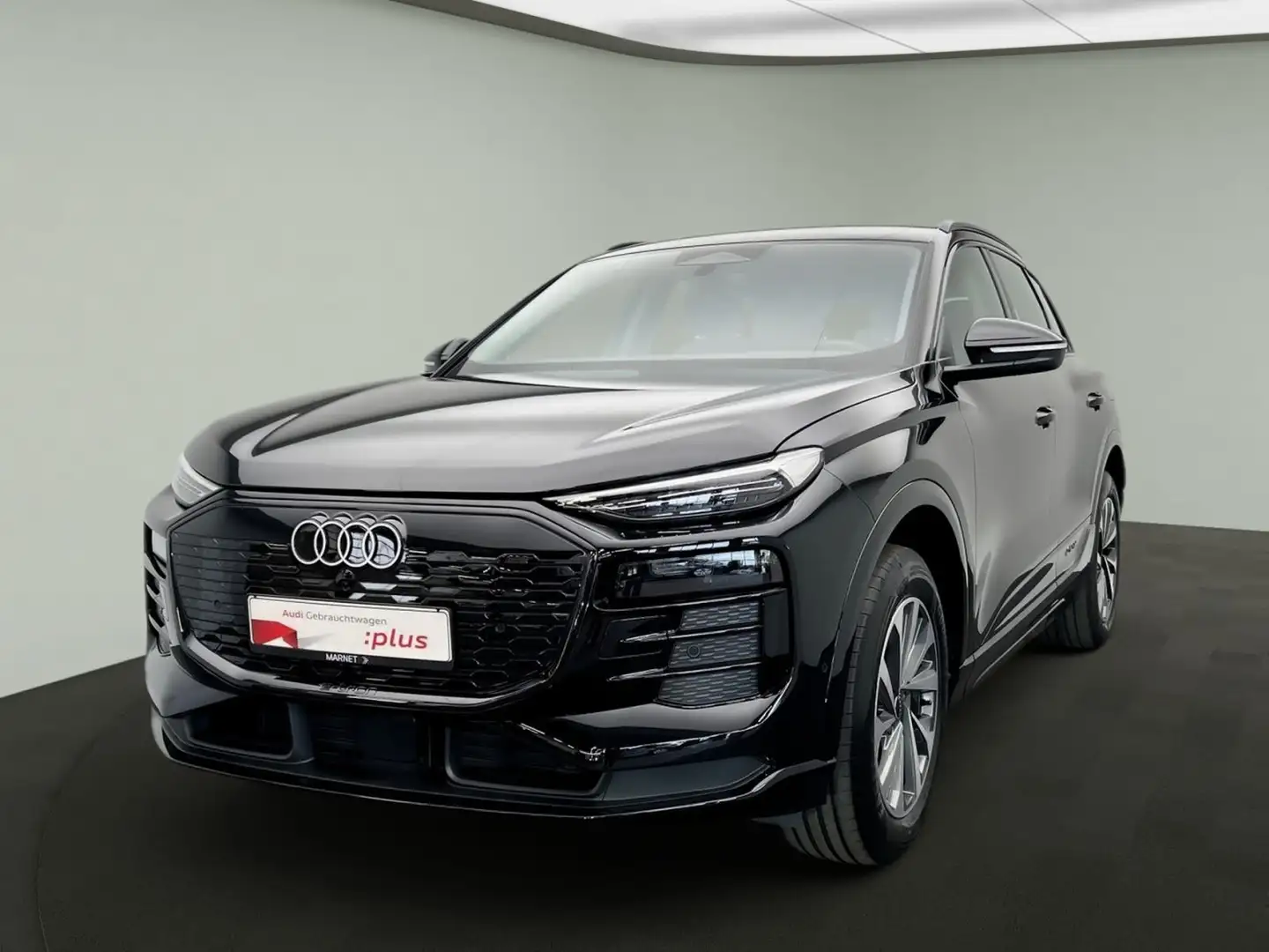 Audi Q6 55 quattro*Navi*LED*Alu*PDC*Virtua crna - 2