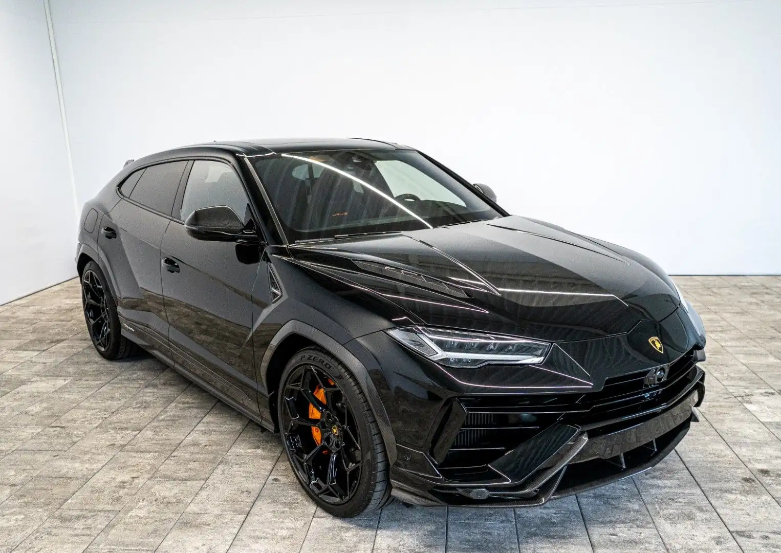 Lamborghini Urus Performante °Full Carbon°Night Vision°2025° Schwarz - 2