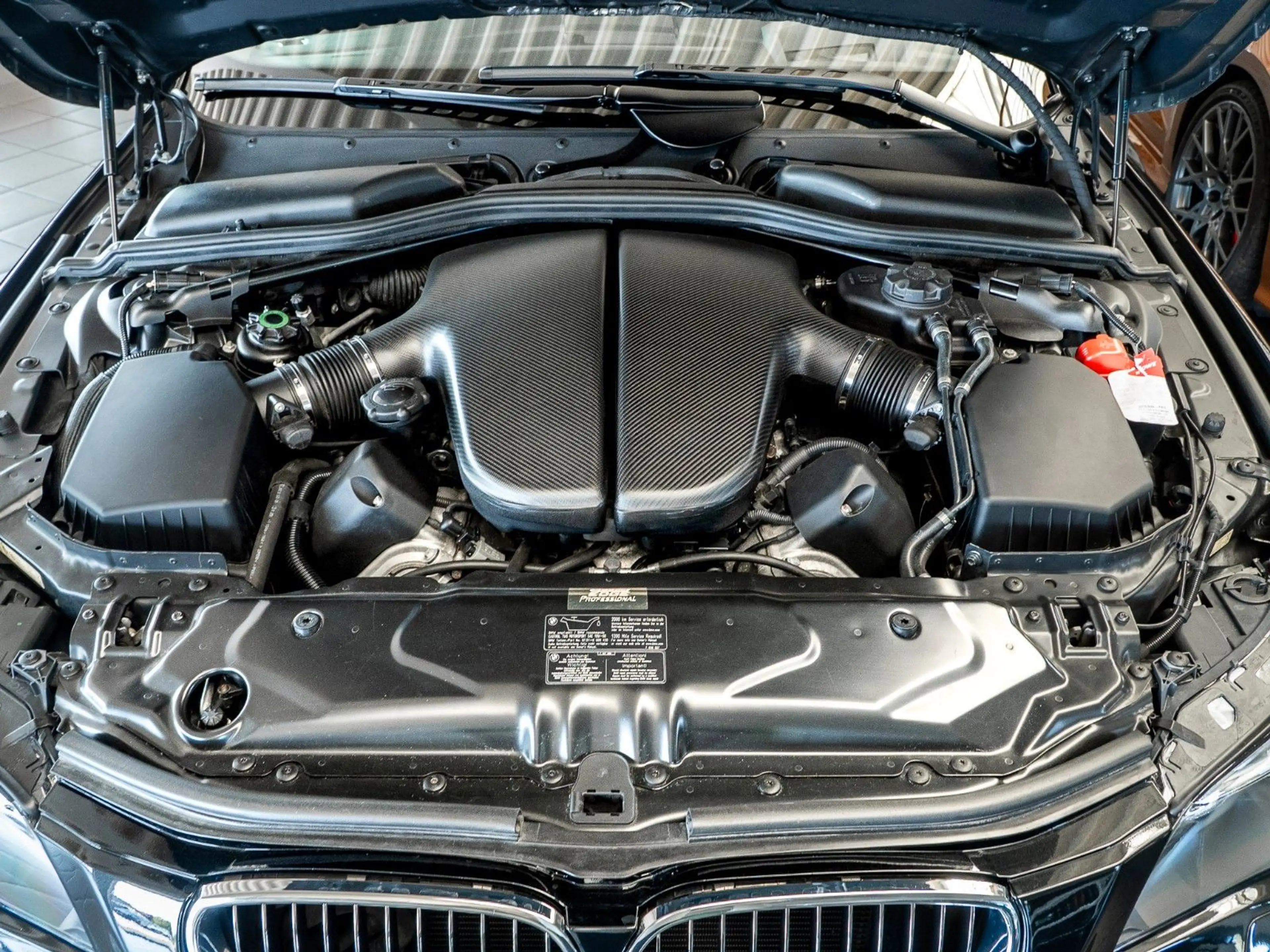BMW M5 Limousine 1.Hand Top Zustand Memo — photo 5