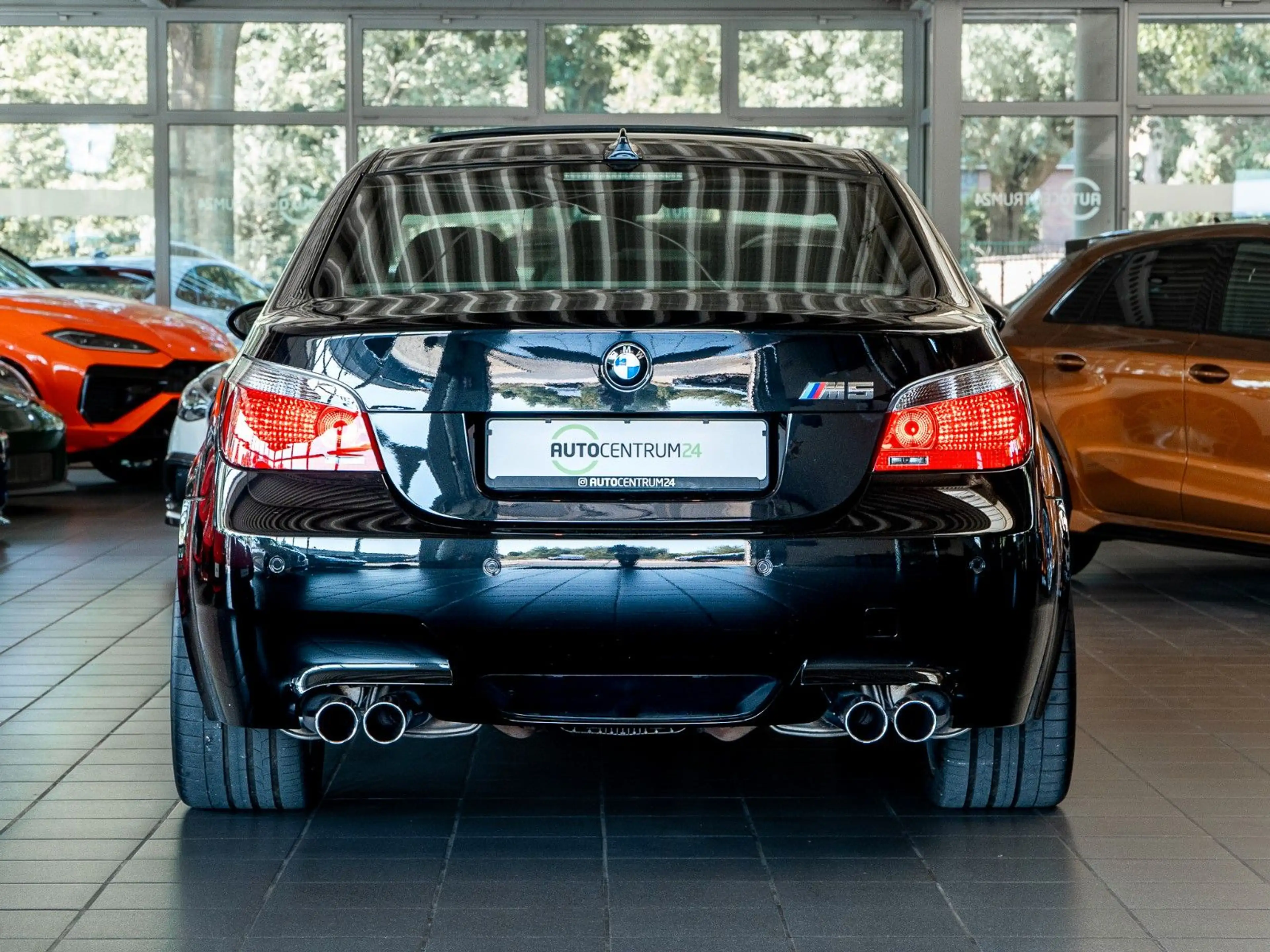 BMW M5 Limousine 1.Hand Top Zustand Memo — photo 8