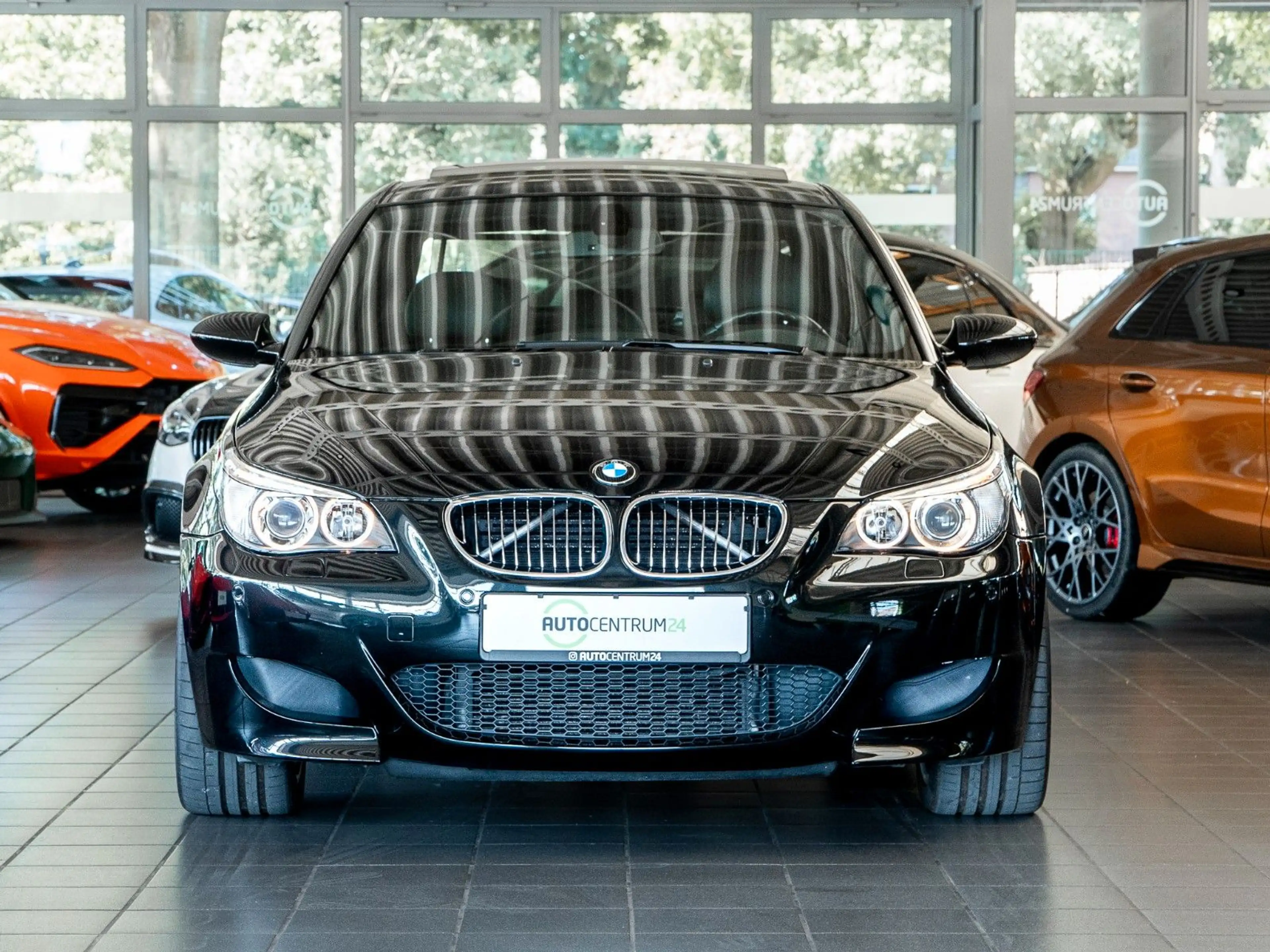 BMW M5 Limousine 1.Hand Top Zustand Memo — photo 3