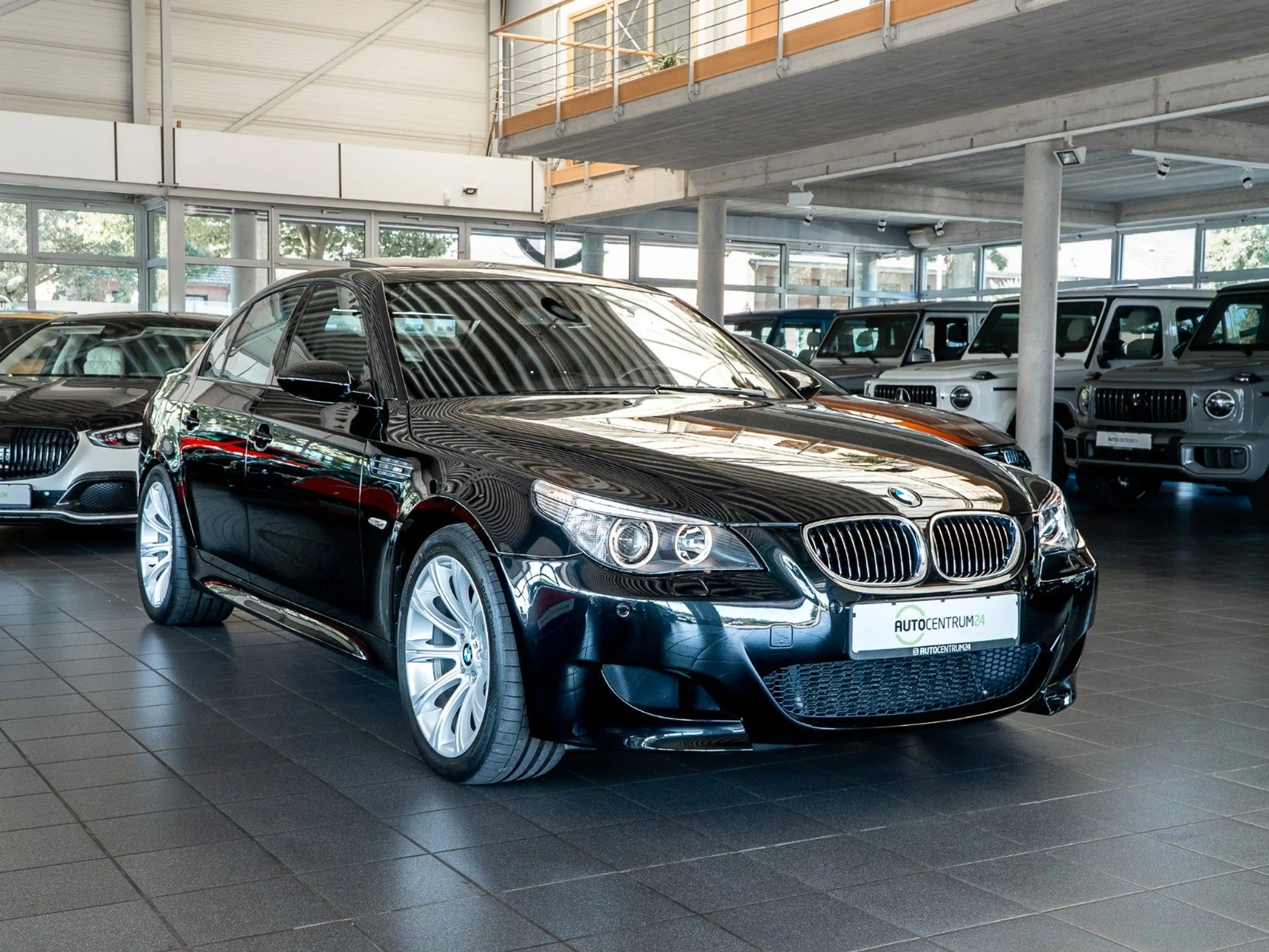 BMW M5 Limousine 1.Hand Top Zustand Memo — photo 4