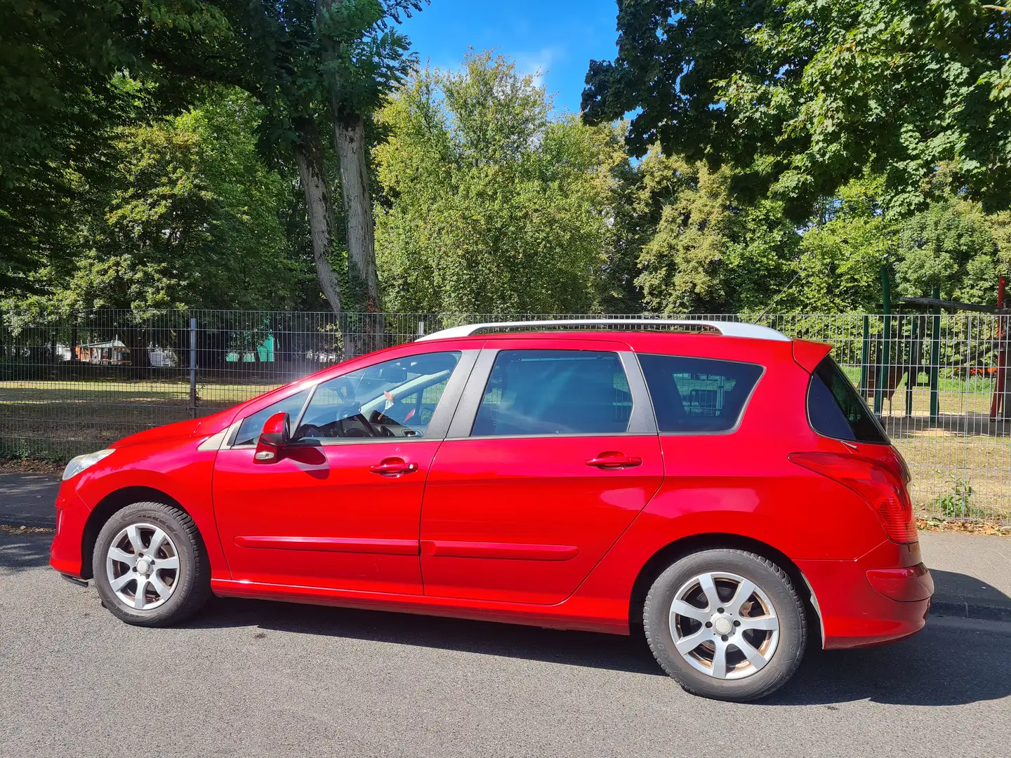 Peugeot 308 308 SW SW 120 VTi Sport Plus Rot - 1