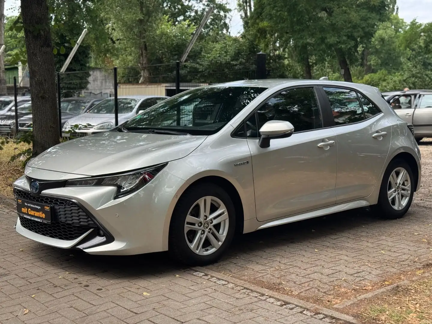 Toyota Corolla 1,8 Hybrid 1.HD/Kamera/NAVI/LED/Tüv&Service NEU Argento - 2