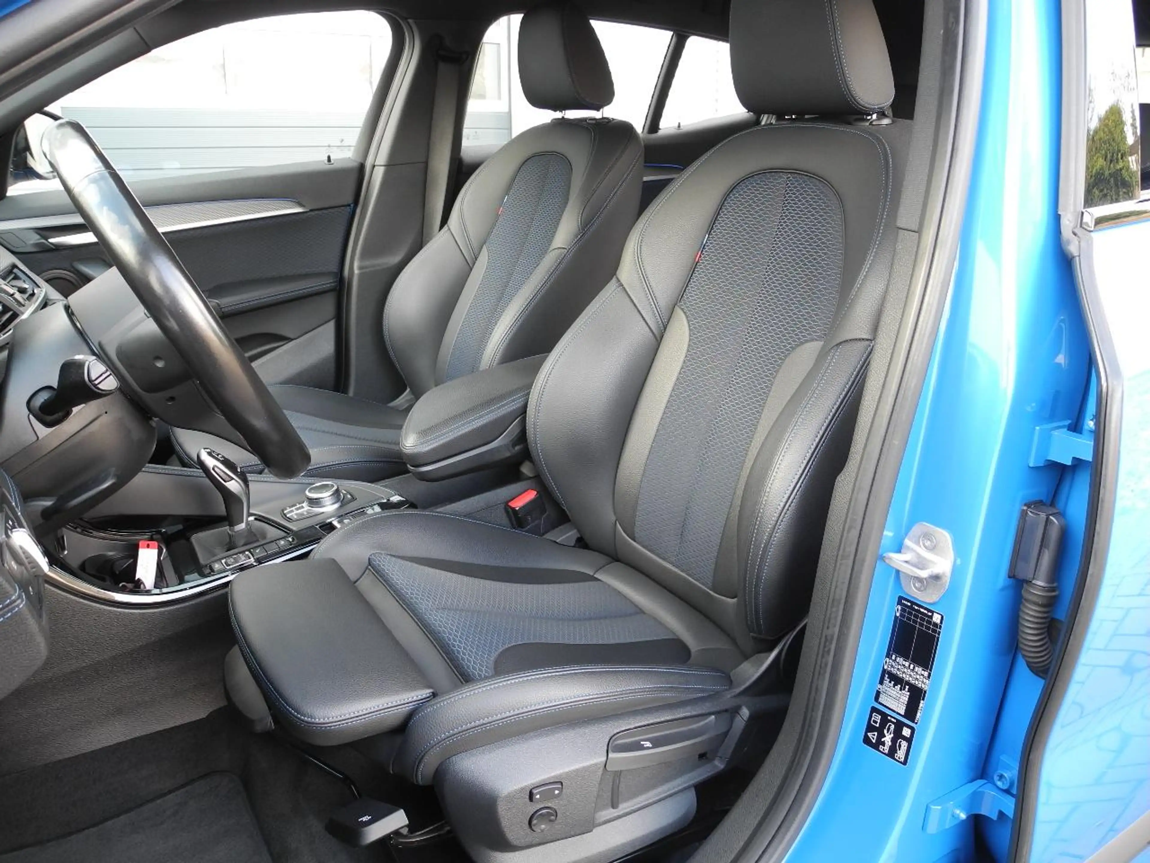 BMW X2 xDrive 25 d M Sport X *20 Zoll*HUD*Standheiz* — photo 6