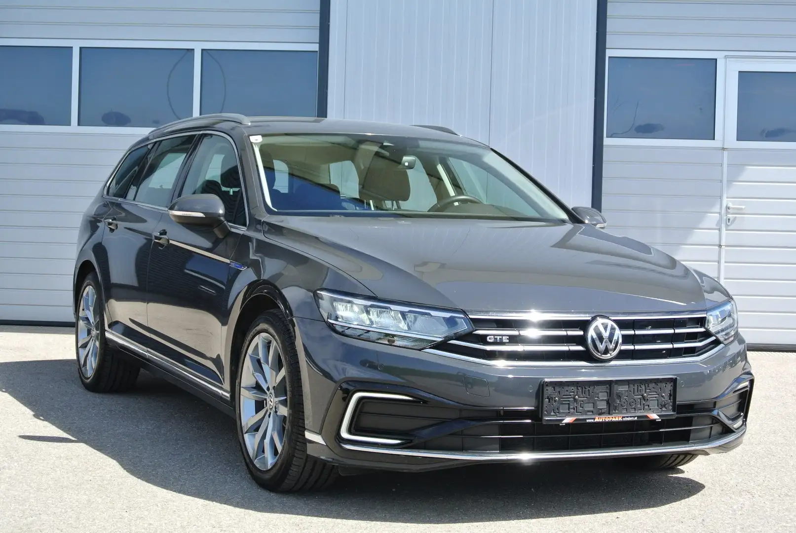 Volkswagen Passat Variant 1.4 TSI PHEV * GTE * LED * NAVI * KAMERA * AHK Grau - 1