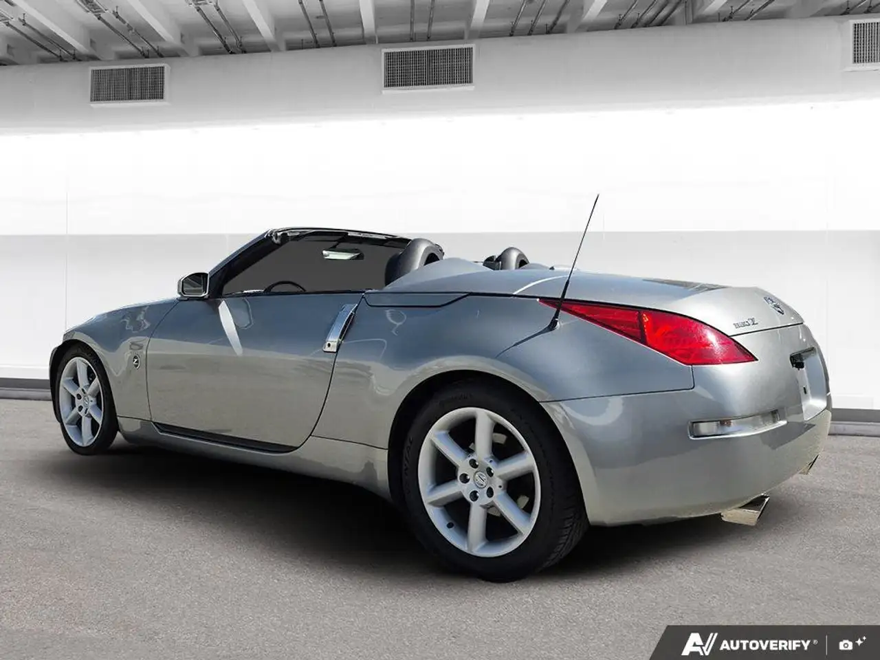 Nissan 350Z photo Nissan 350Z