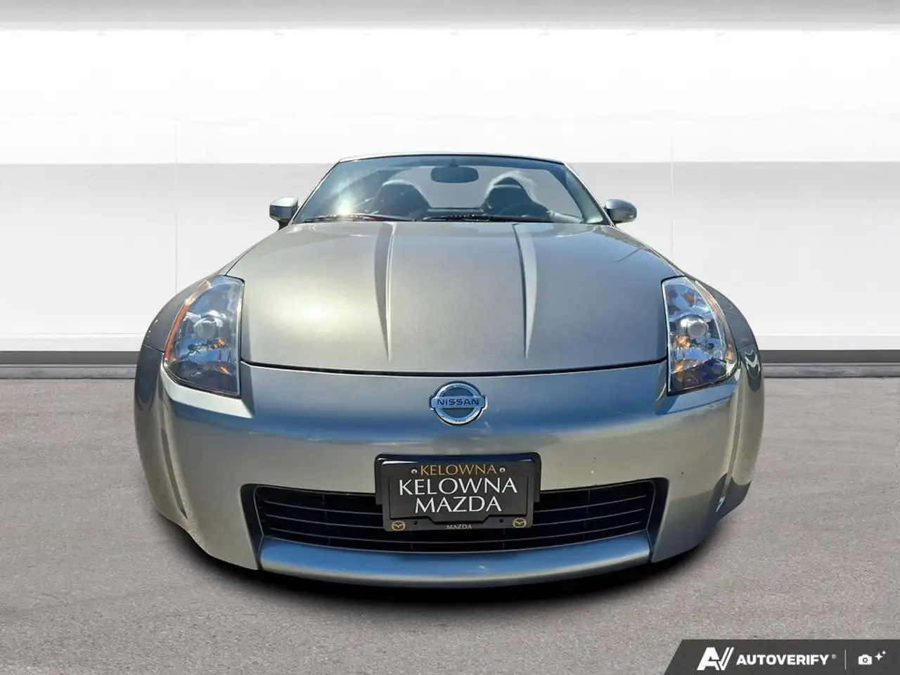 Nissan 350Z photo Nissan 350Z