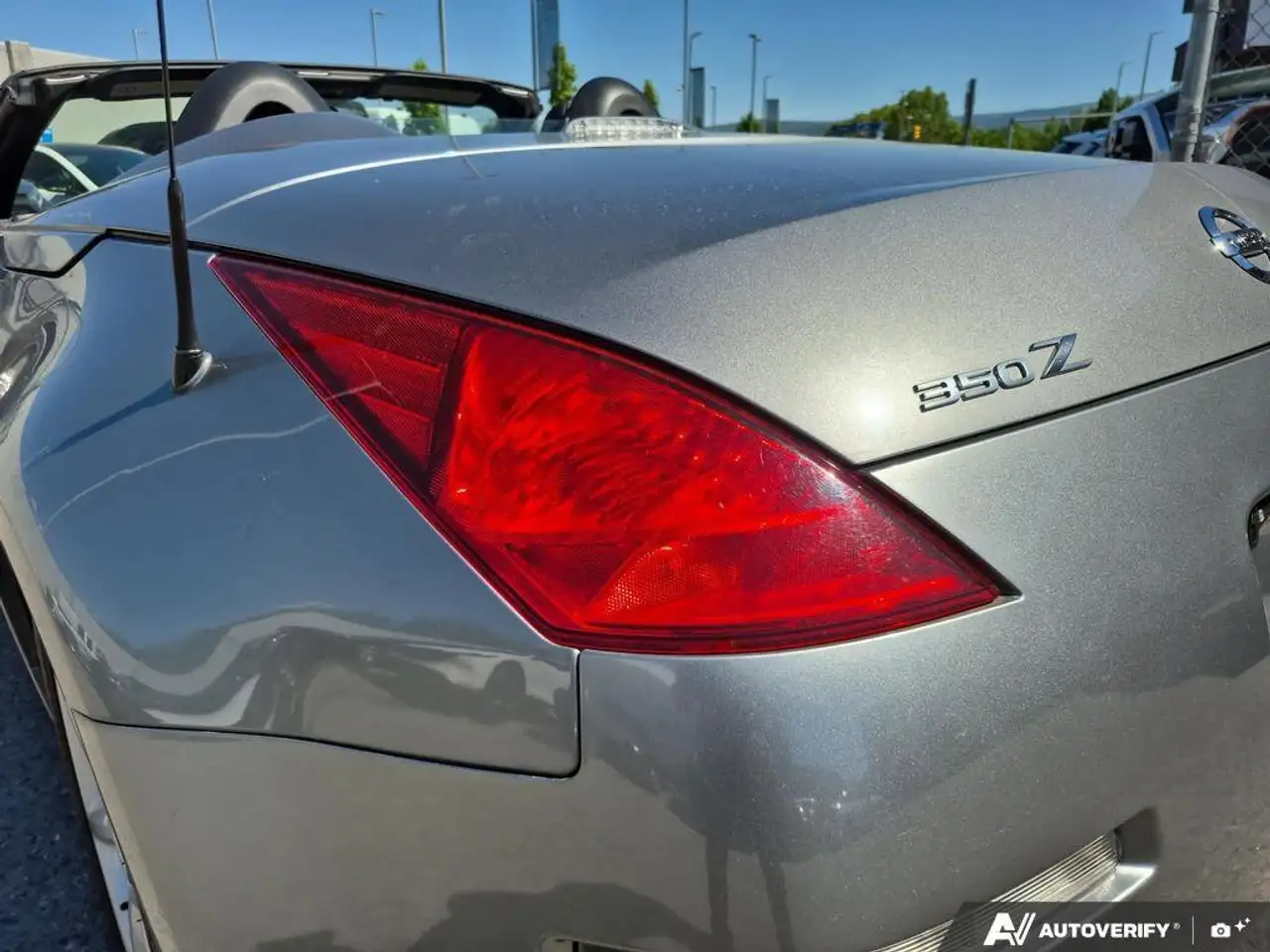 Nissan 350Z photo Nissan 350Z