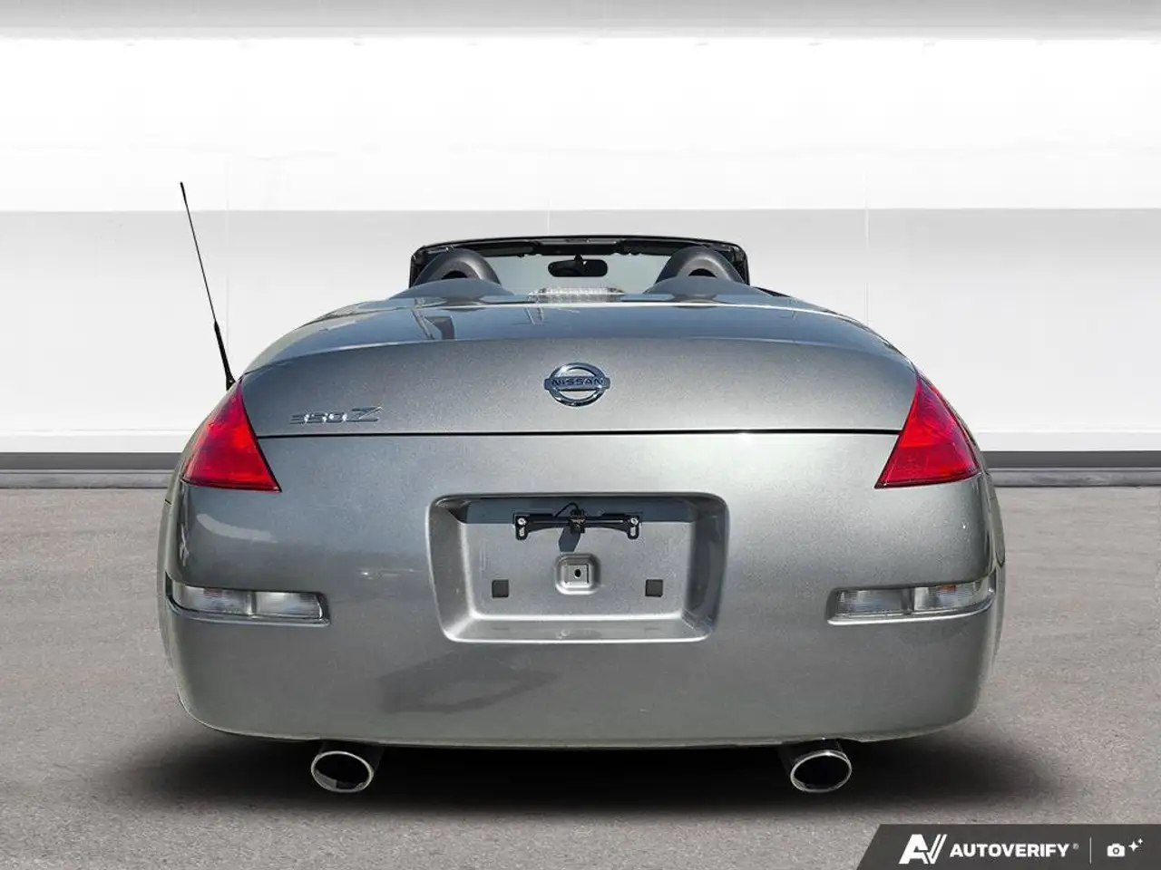 Nissan 350Z photo Nissan 350Z